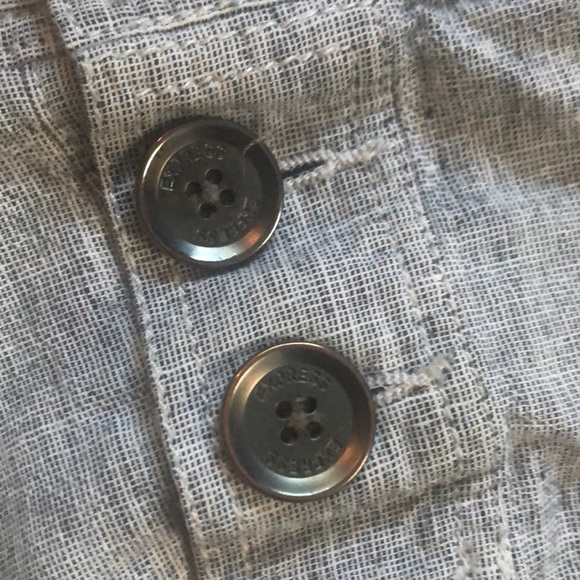 Express grey/white knit button from shorts - Picture 2 of 10